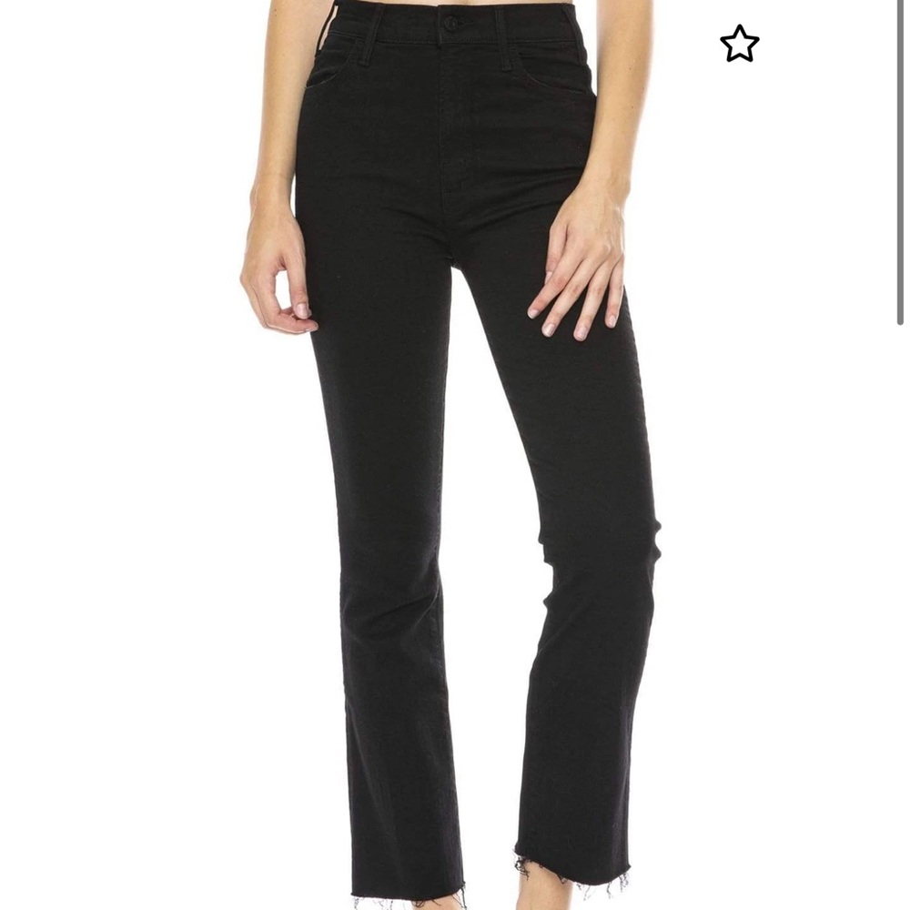 Mother “The hustler” ankle fray high waist jeans in 32. Near new condition.